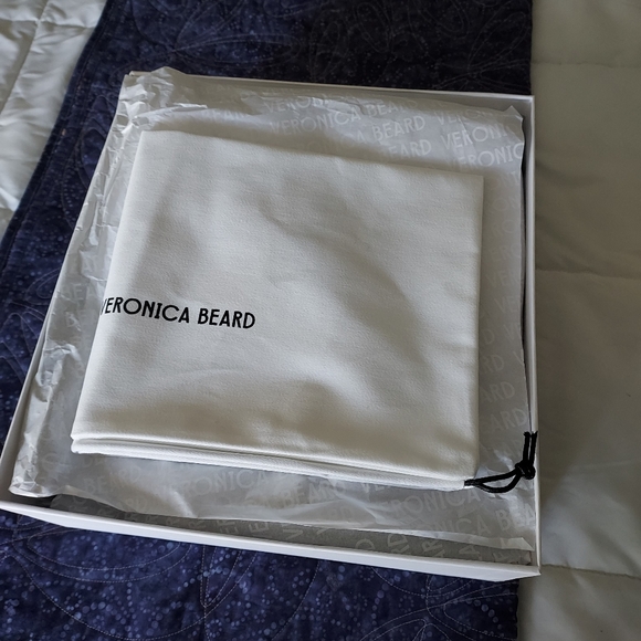 NIB Veronica Beard Sohelia booties, brown suede, size 8 - Picture 8 of 15